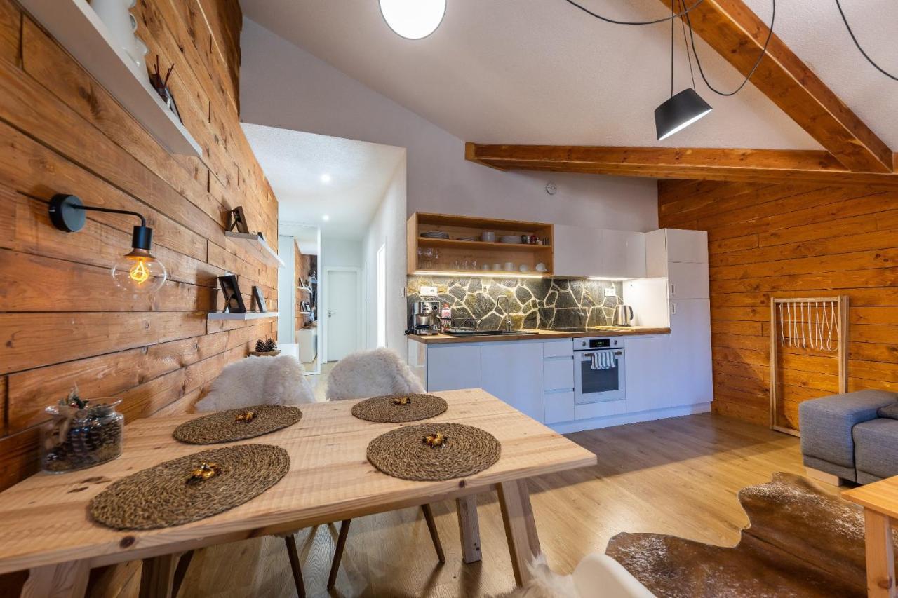 Lucnica Apartments タレ エクステリア 写真