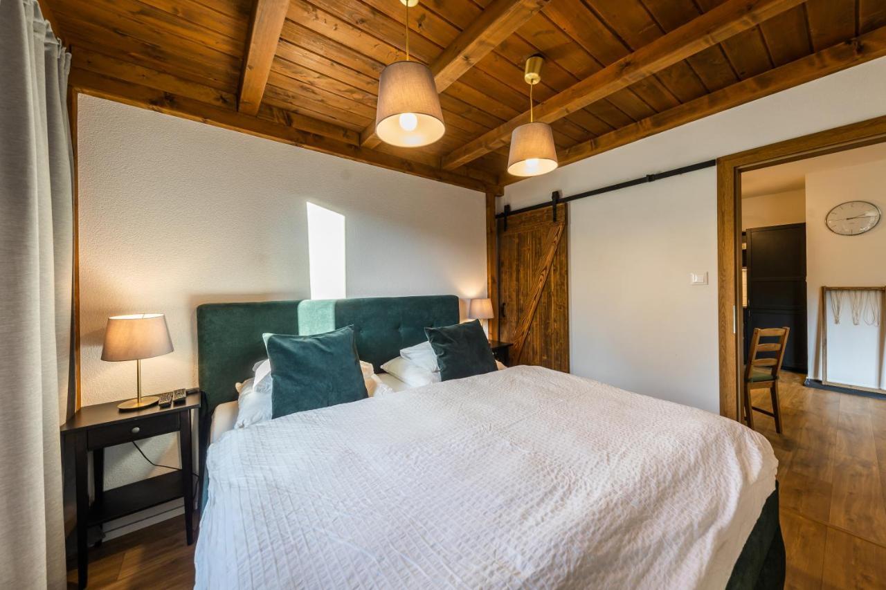 Lucnica Apartments タレ エクステリア 写真