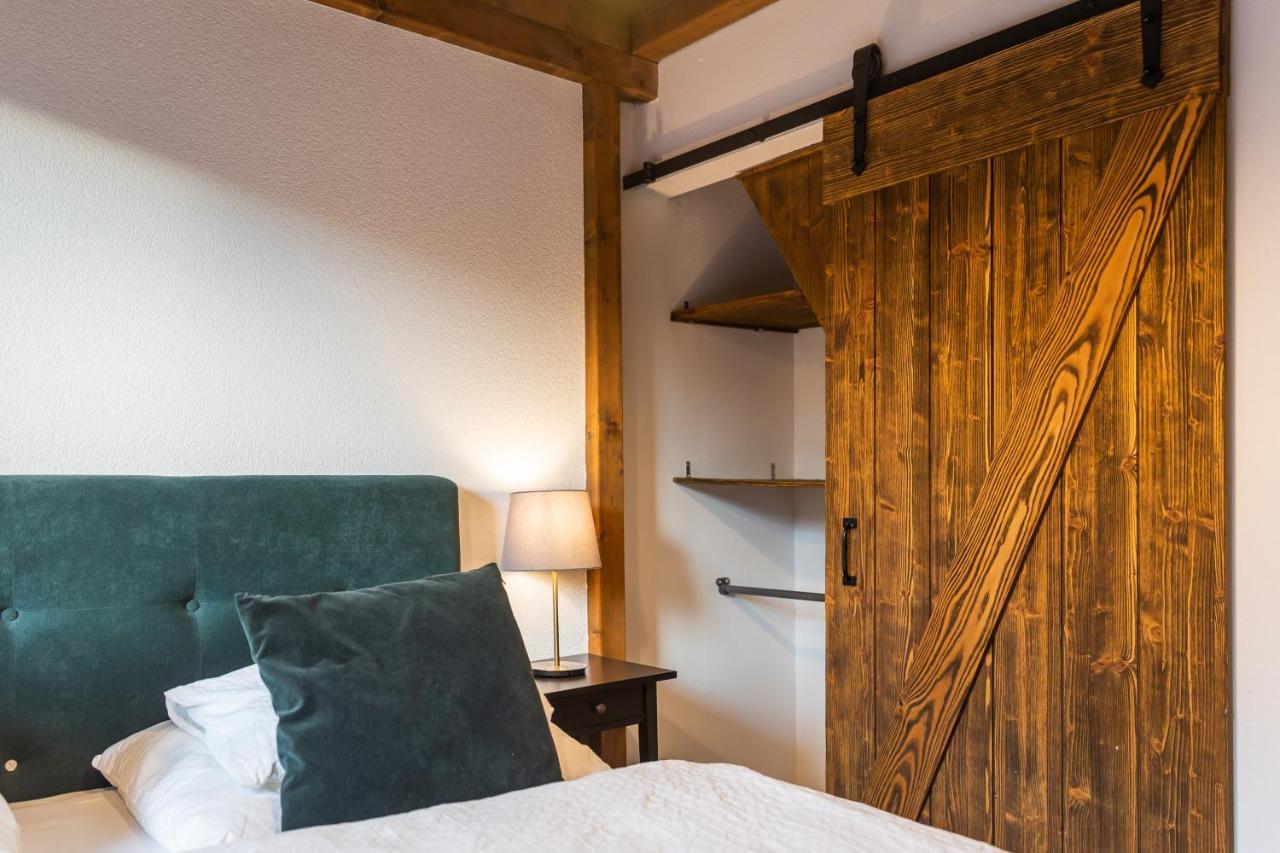 Lucnica Apartments タレ エクステリア 写真
